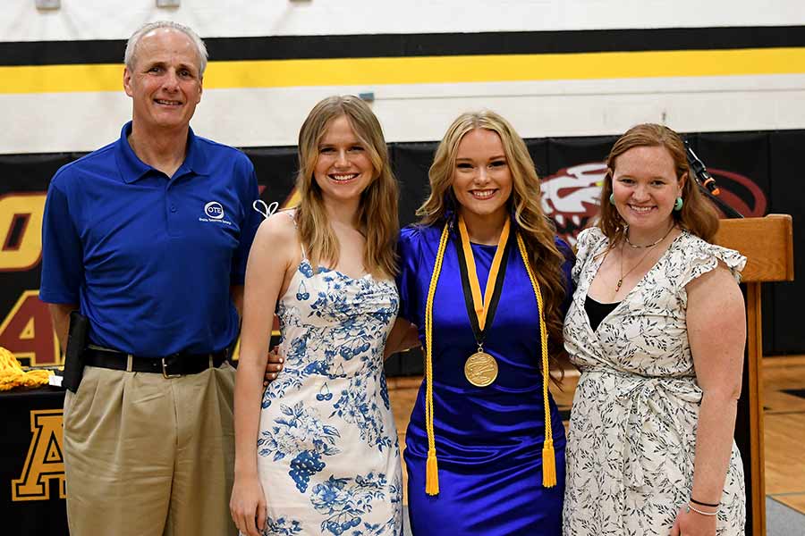 Scholarship recipients at ROWVA awards ceremony.