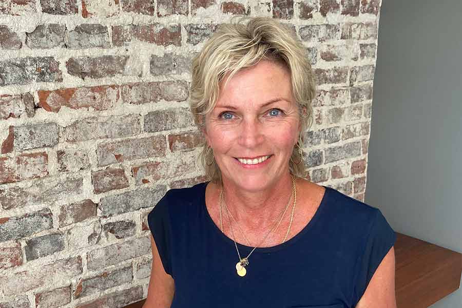 Cynthia Stoerzbach