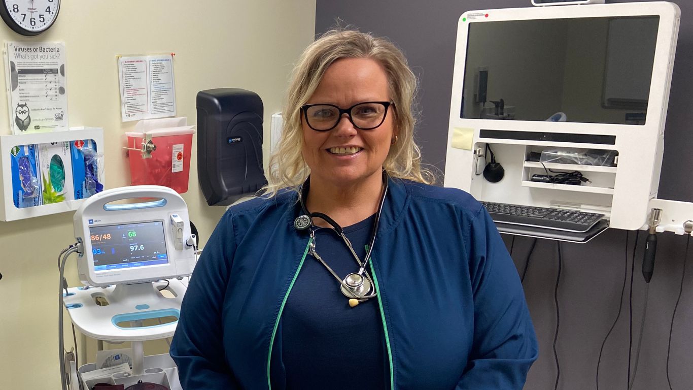 Jennifer Hamilton in an exam room at the Galesburg VA Clinic.